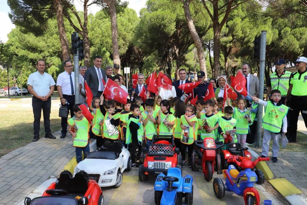 Nazilli Belediyesi'nden Güvenli Trafik Eğitimi